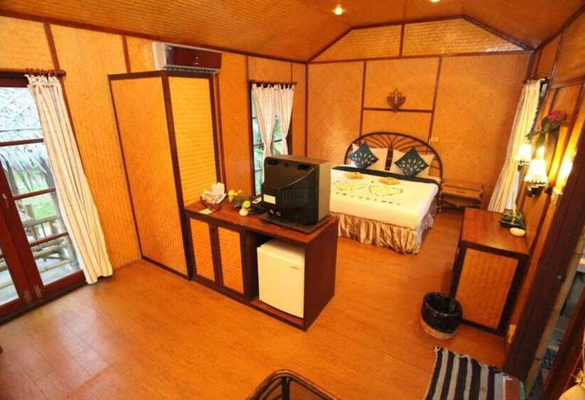 호텔 Bamboo Hideaway Samui Resort