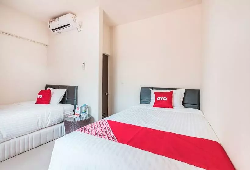 ホテル Reddoorz Syariah Near Green Park Jatiwarna