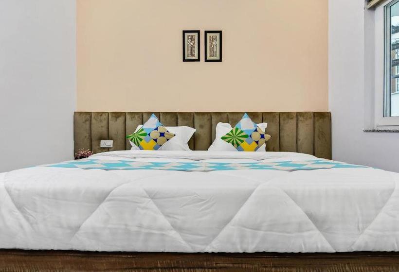 Pensionat Oyo Home 49287 Modern Stay Premnagar