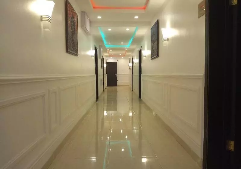 پانسیون Victoria Inn Hotel And Suite
