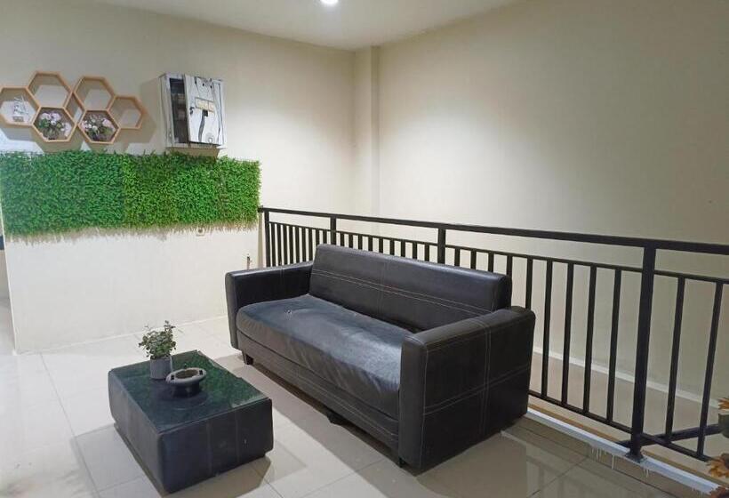 Reddoorz At Rids Hotel Manado