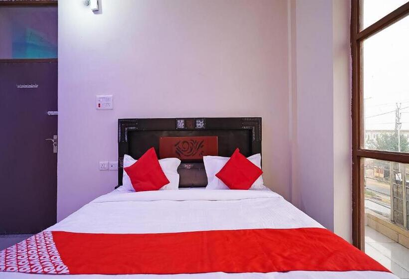 Отель Oyo 49403 Osaka Inn