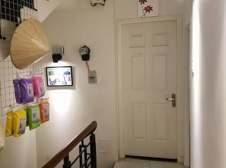 Natural House Hostel