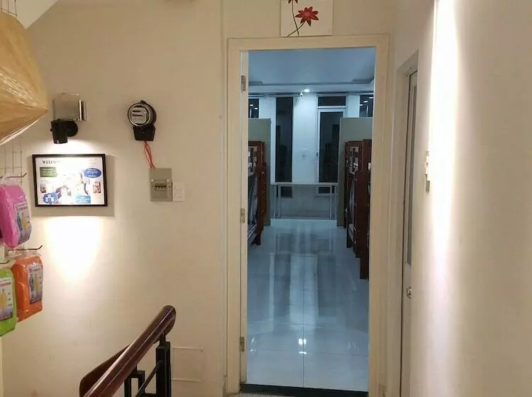 Natural House Hostel