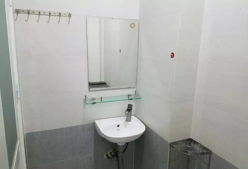 Natural House Hostel