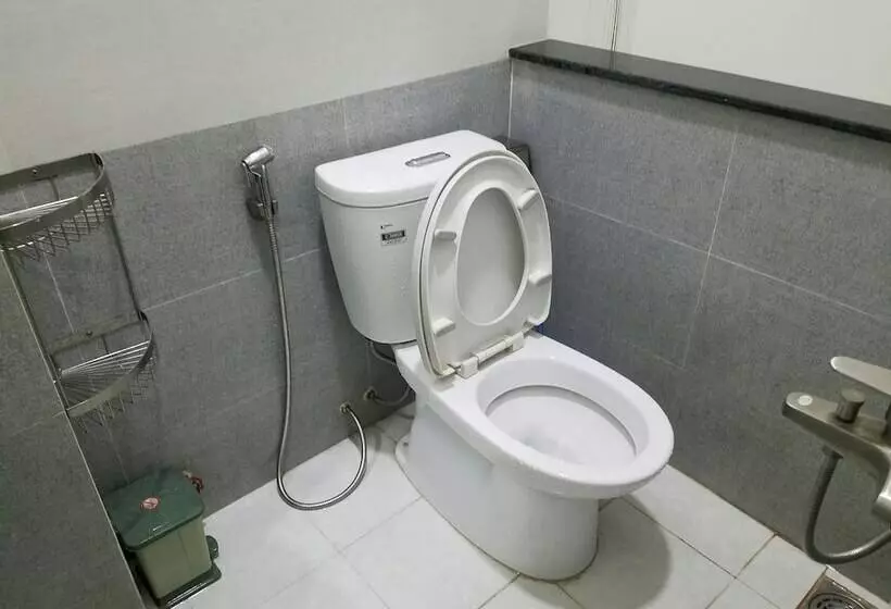 Natural House Hostel