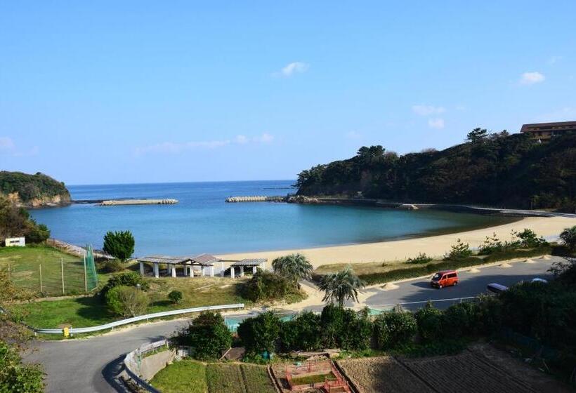 بنسيون Hanareya