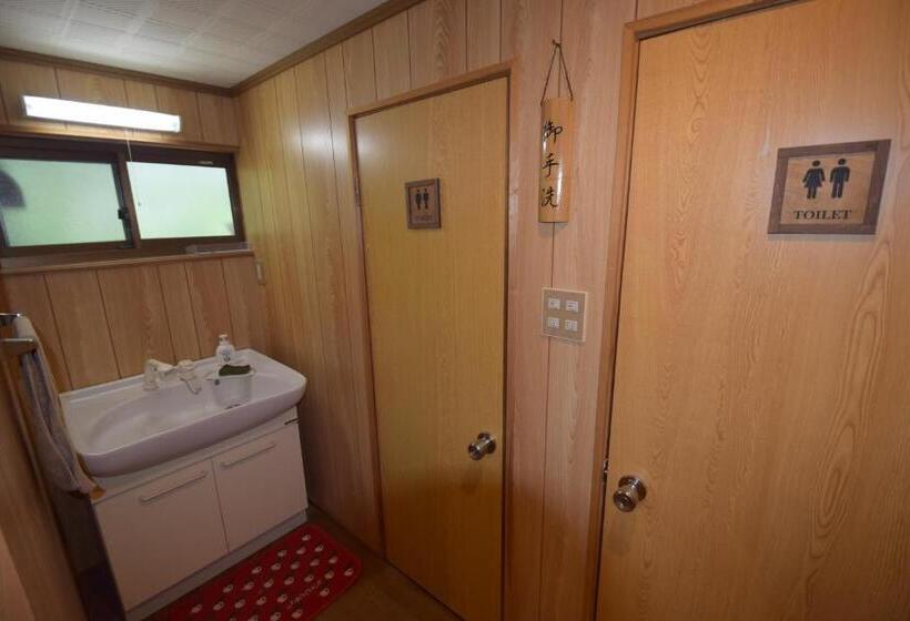 بنسيون Hanareya