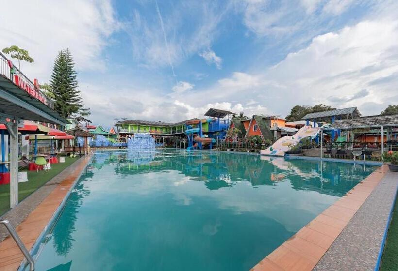 פנסיון Reddoorz Resort Syariah @ Jaya Tirta Abadi