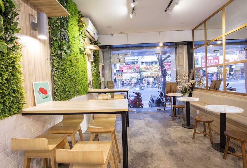 We House Hotel Ben Thanh Hostel