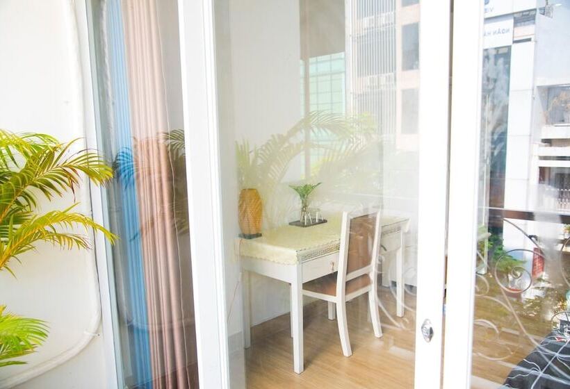 We House Hotel Ben Thanh Hostel