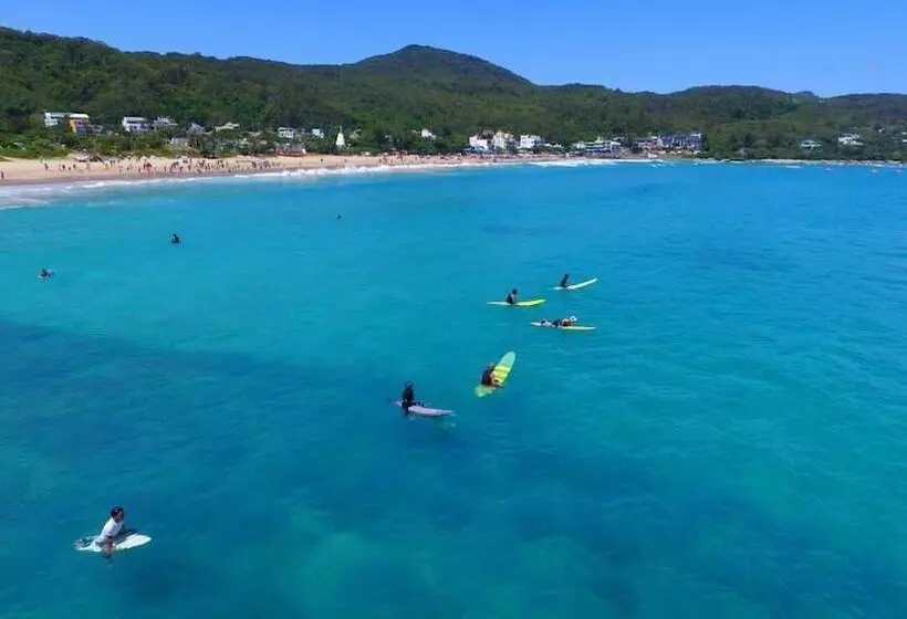تختخواب و صبحانه Taiwan Dive Resort Hostel