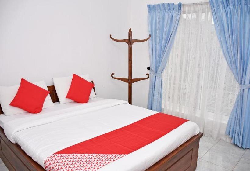 בית מלון כפרי Oyo 341 Glenfield Resort