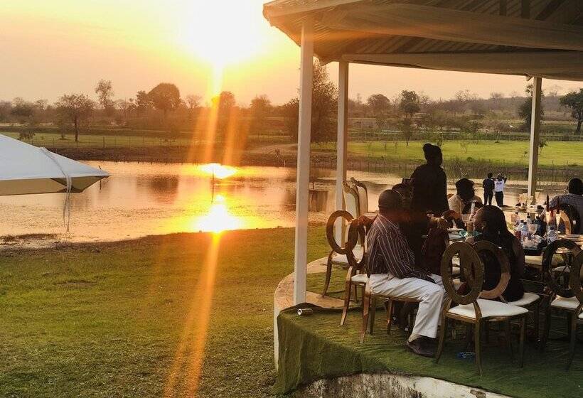 リゾートホテル Kingsgate Nandoni Dam, Thohoyandou