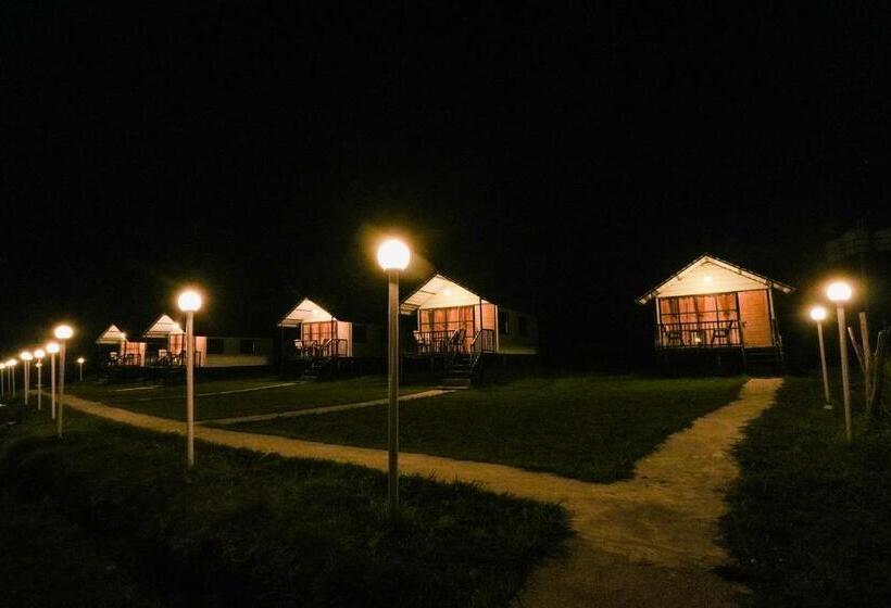 אתר נופש The Hillside Cottages