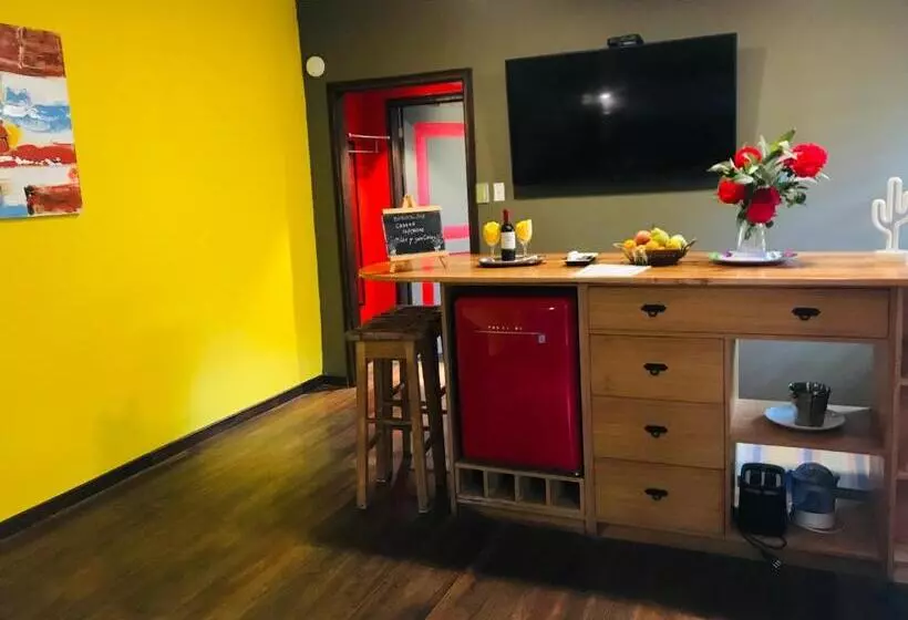 Aamiaismajoitus (B&B) Strip Center Suites By Casona Lo Aguirre