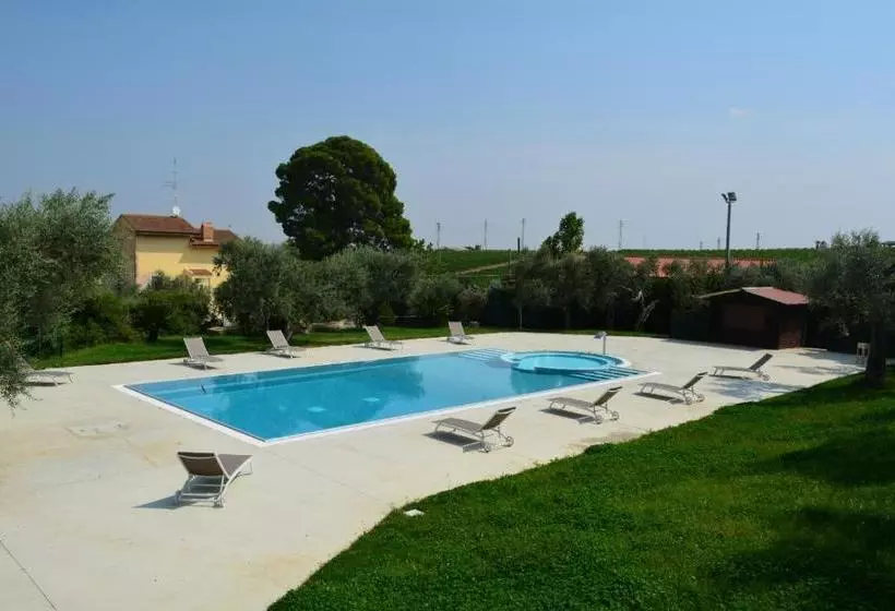 ホテル Agriturismo Tenuta Lagala