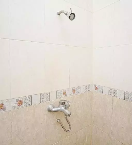 Hotelli Bumi Bermi Permai Near Bermi Eco Park Mitra Reddoorz