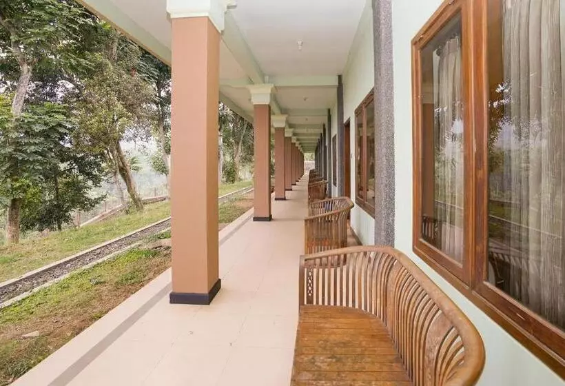 Hotelli Bumi Bermi Permai Near Bermi Eco Park Mitra Reddoorz