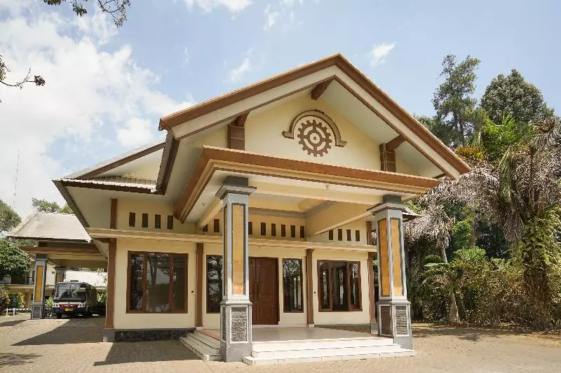 Hotelli Bumi Bermi Permai Near Bermi Eco Park Mitra Reddoorz