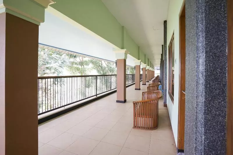 Hotelli Bumi Bermi Permai Near Bermi Eco Park Mitra Reddoorz