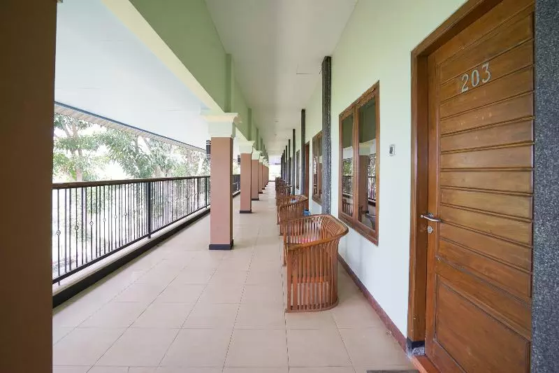 Hotelli Bumi Bermi Permai Near Bermi Eco Park Mitra Reddoorz