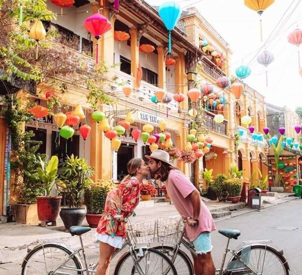 هتل Cherry Garden Homestay