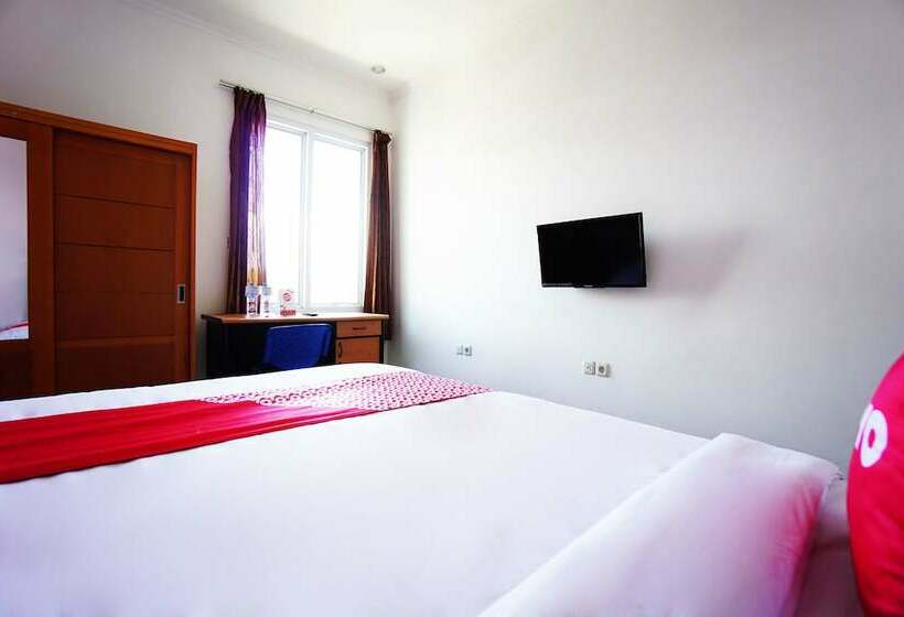 فندق Oyo 1573 Mahera Residence