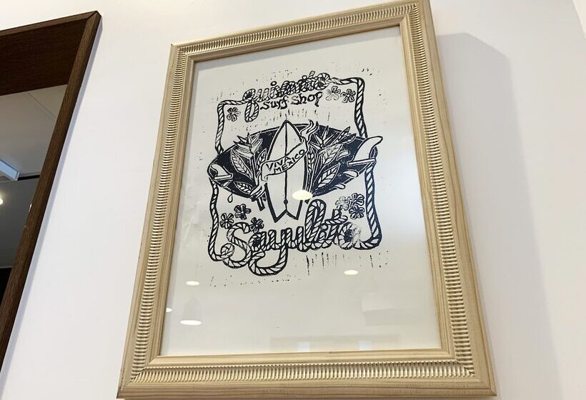 هاستل Cactus Inn