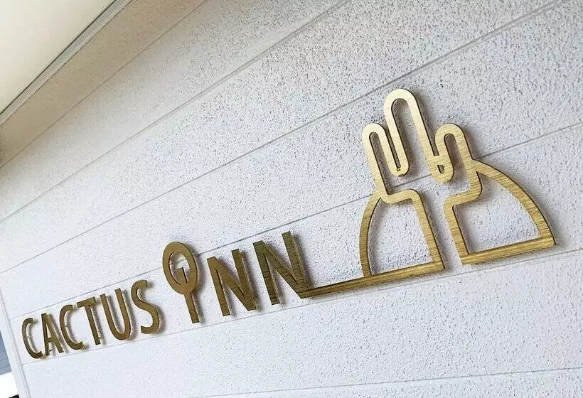 Retkeilymaja Cactus Inn