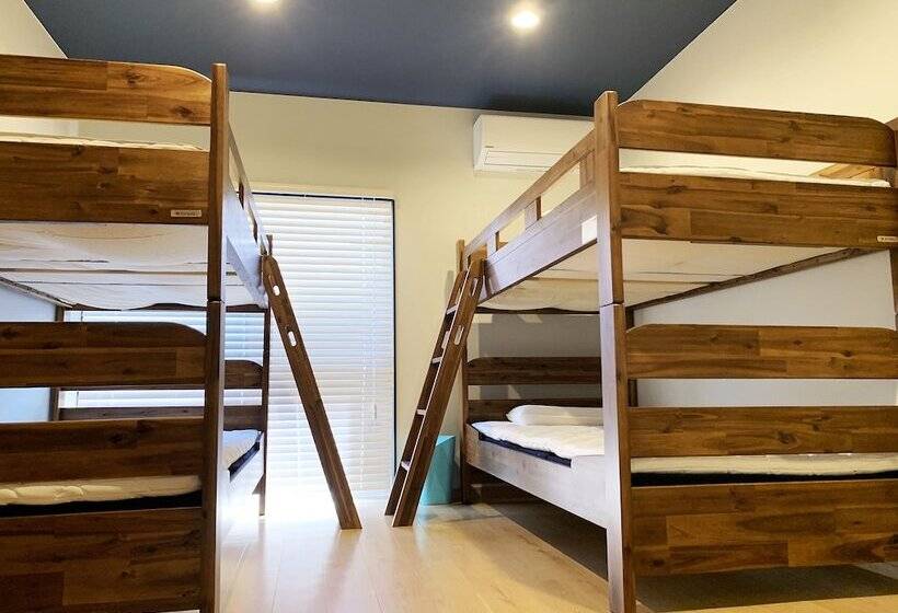 هاستل Cactus Inn