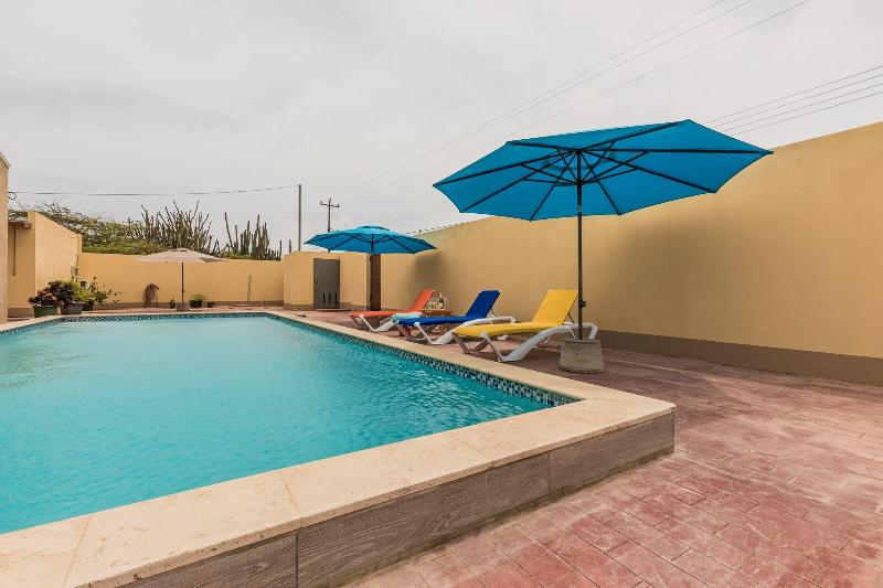 هاستل Rooi Santo Apartments