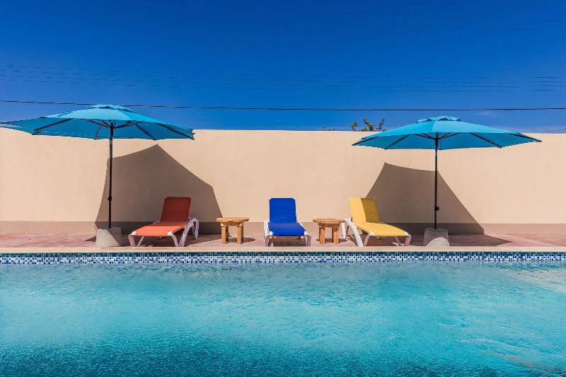 هاستل Rooi Santo Apartments