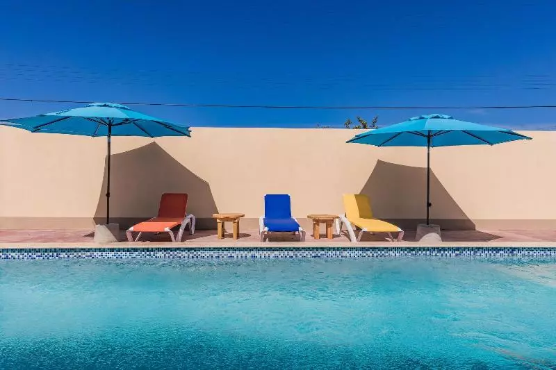 هاستل Rooi Santo Apartments