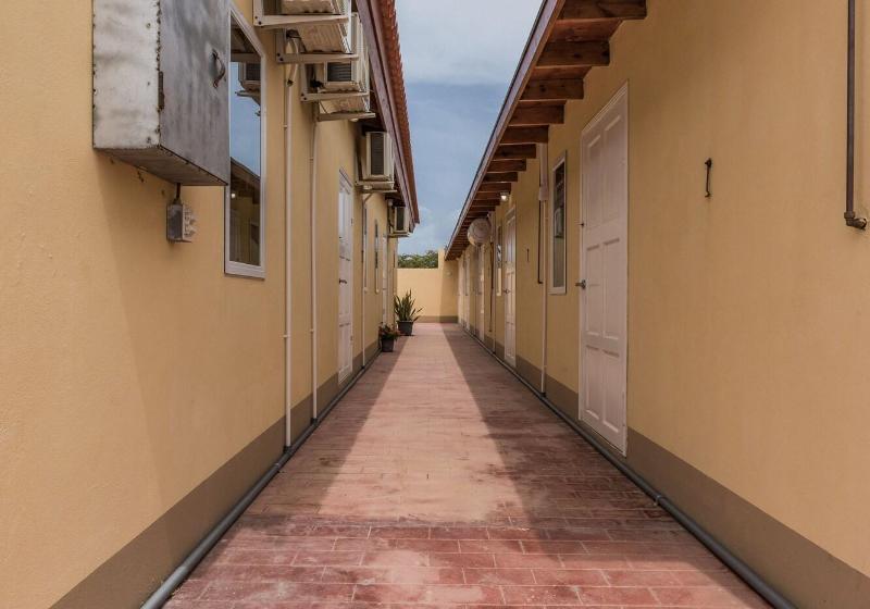 هاستل Rooi Santo Apartments