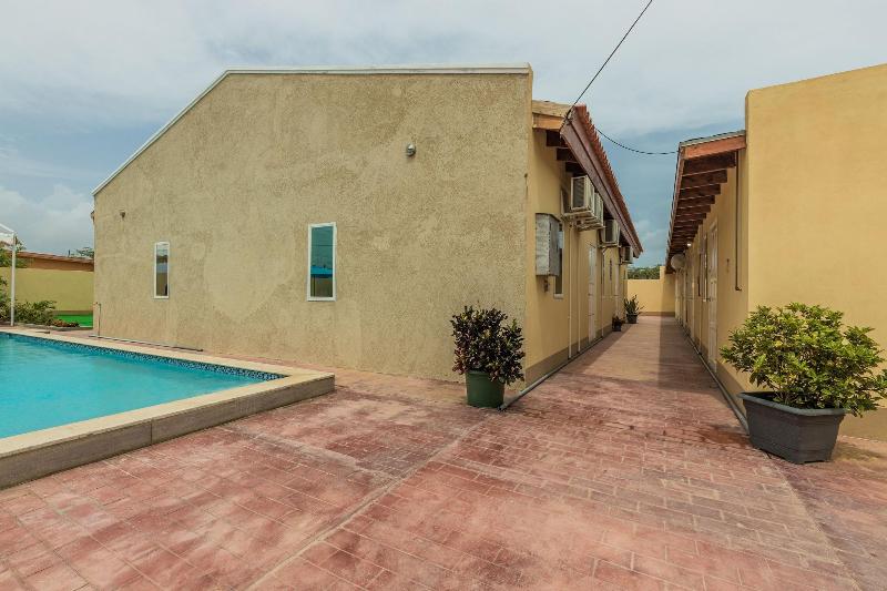 هاستل Rooi Santo Apartments