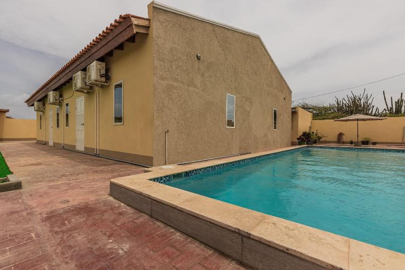 هاستل Rooi Santo Apartments