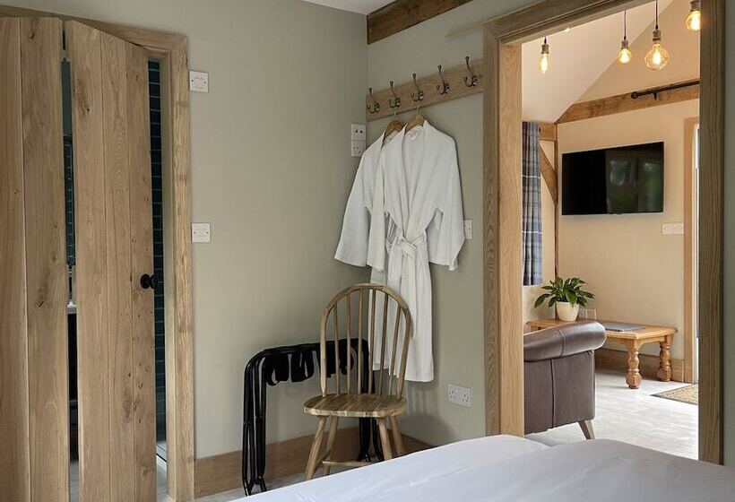 تختخواب و صبحانه Lancasters Cottage