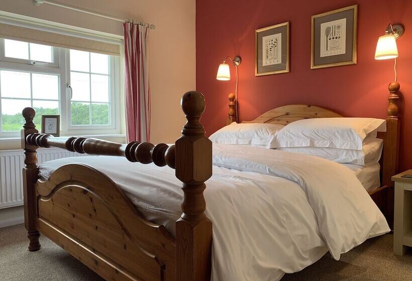 تختخواب و صبحانه Lancasters Cottage