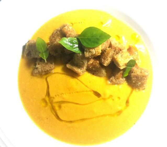 تختخواب و صبحانه Toga Guest House