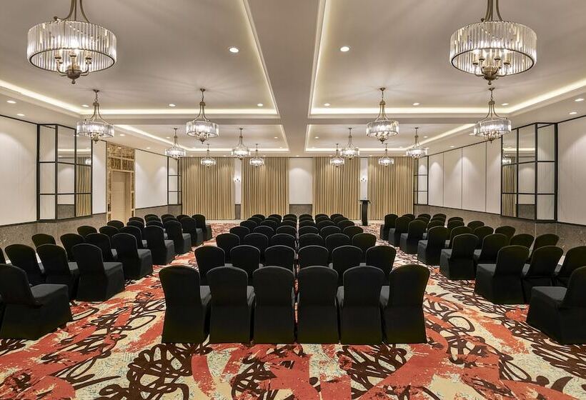 فندق Lemon Tree Premier New Town Kolkata