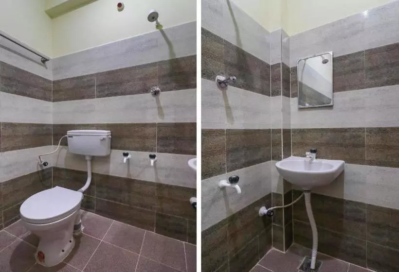Hotelli Spot On 49005 Nandhini Residency
