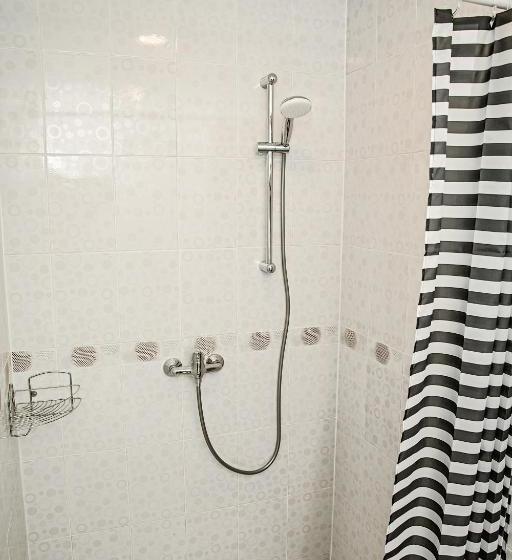 Pension (Hôtel basse catégorie) Everena Guest House