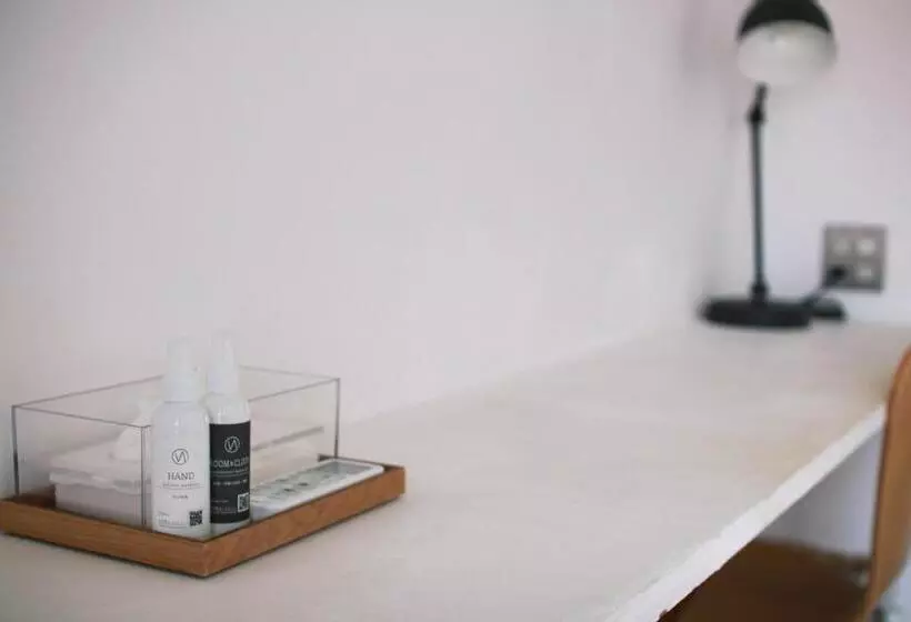 Atelier & Hostel Nagaisa Ura