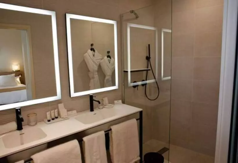 Hotelli Splendid Hôtel & Spa