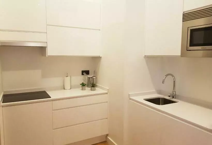 Apartamentos Granada Deluxe 3000