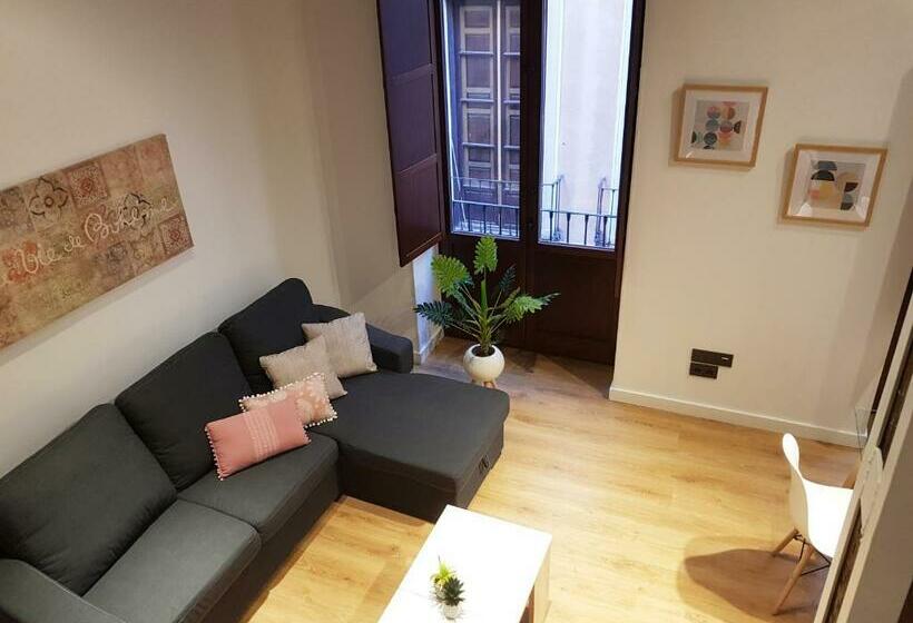 Apartamentos Granada Deluxe 3000