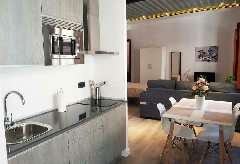 Apartamentos Granada Deluxe 3000