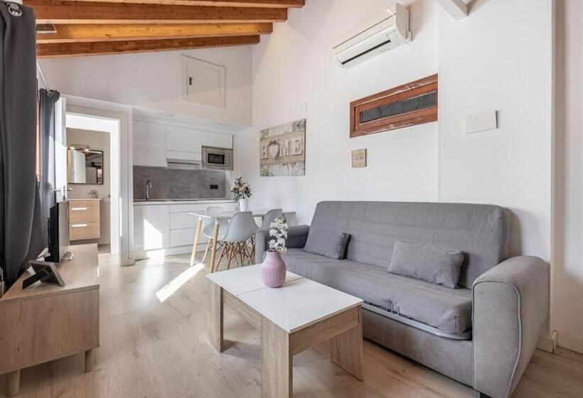 Apartamentos Granada Deluxe 3000