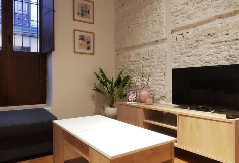 Apartamentos Granada Deluxe 3000